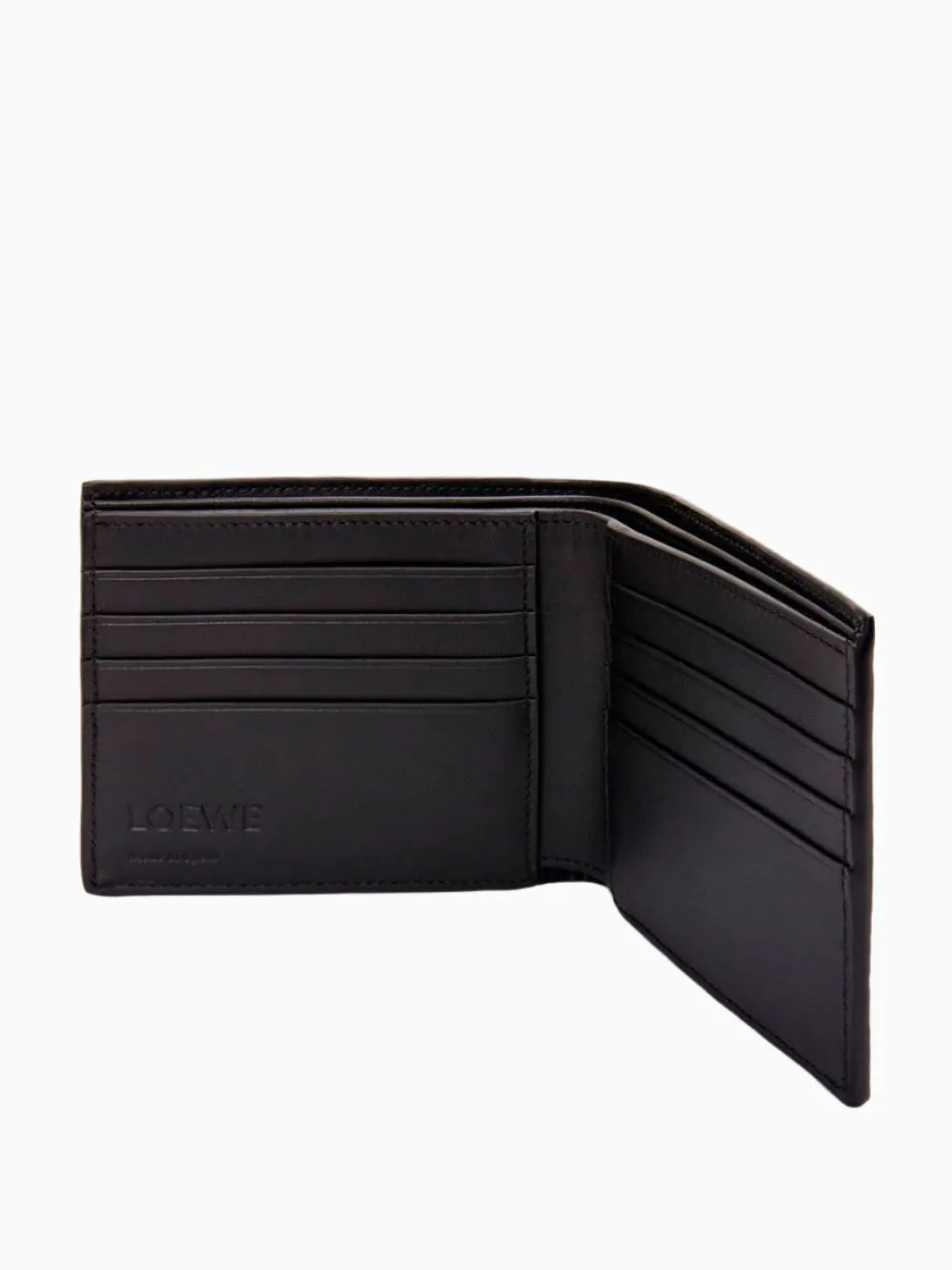 Bifold textured wallet