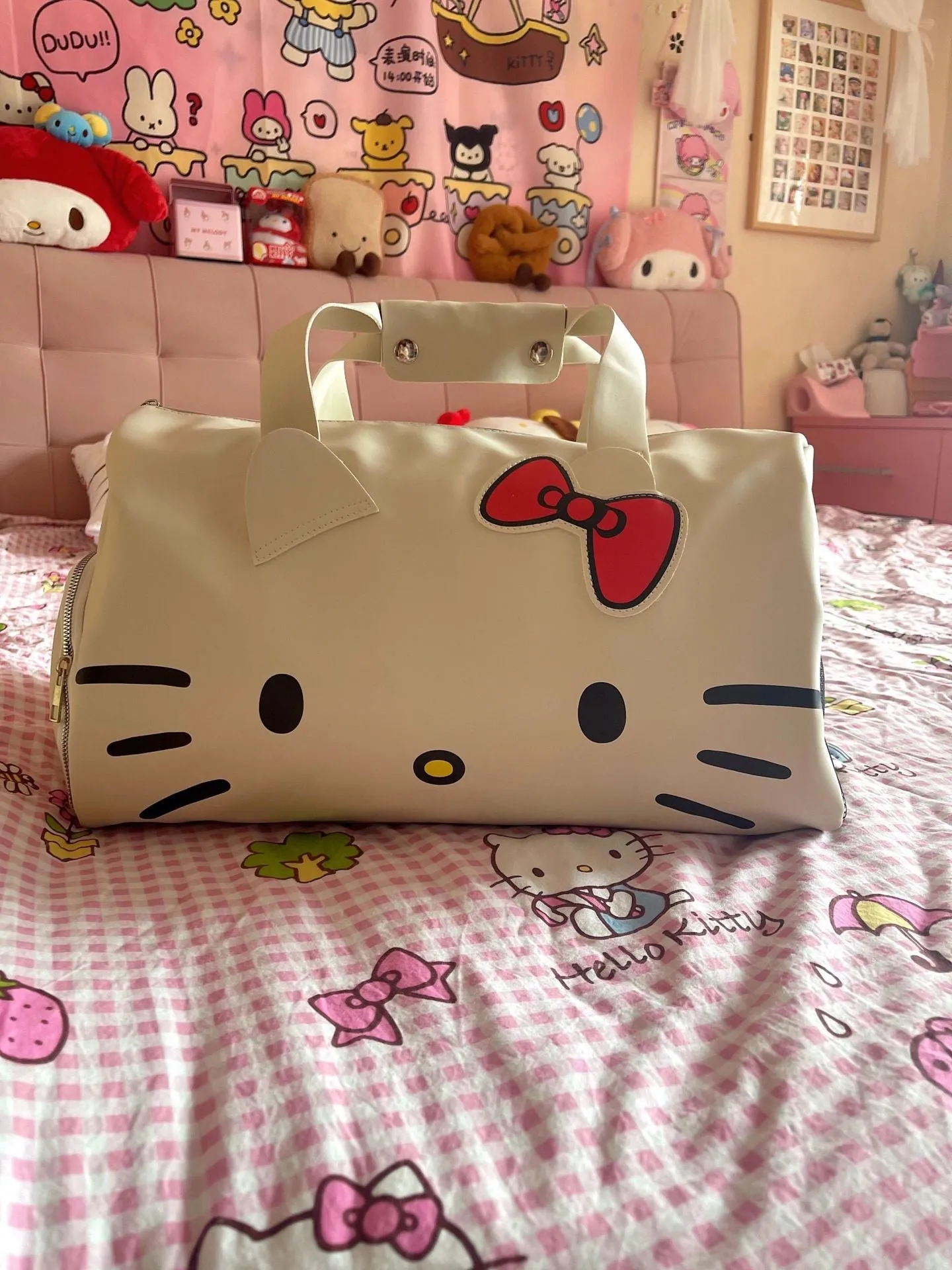 Hello Kitty Travel Duffel Bag Tote Carry on Luggage