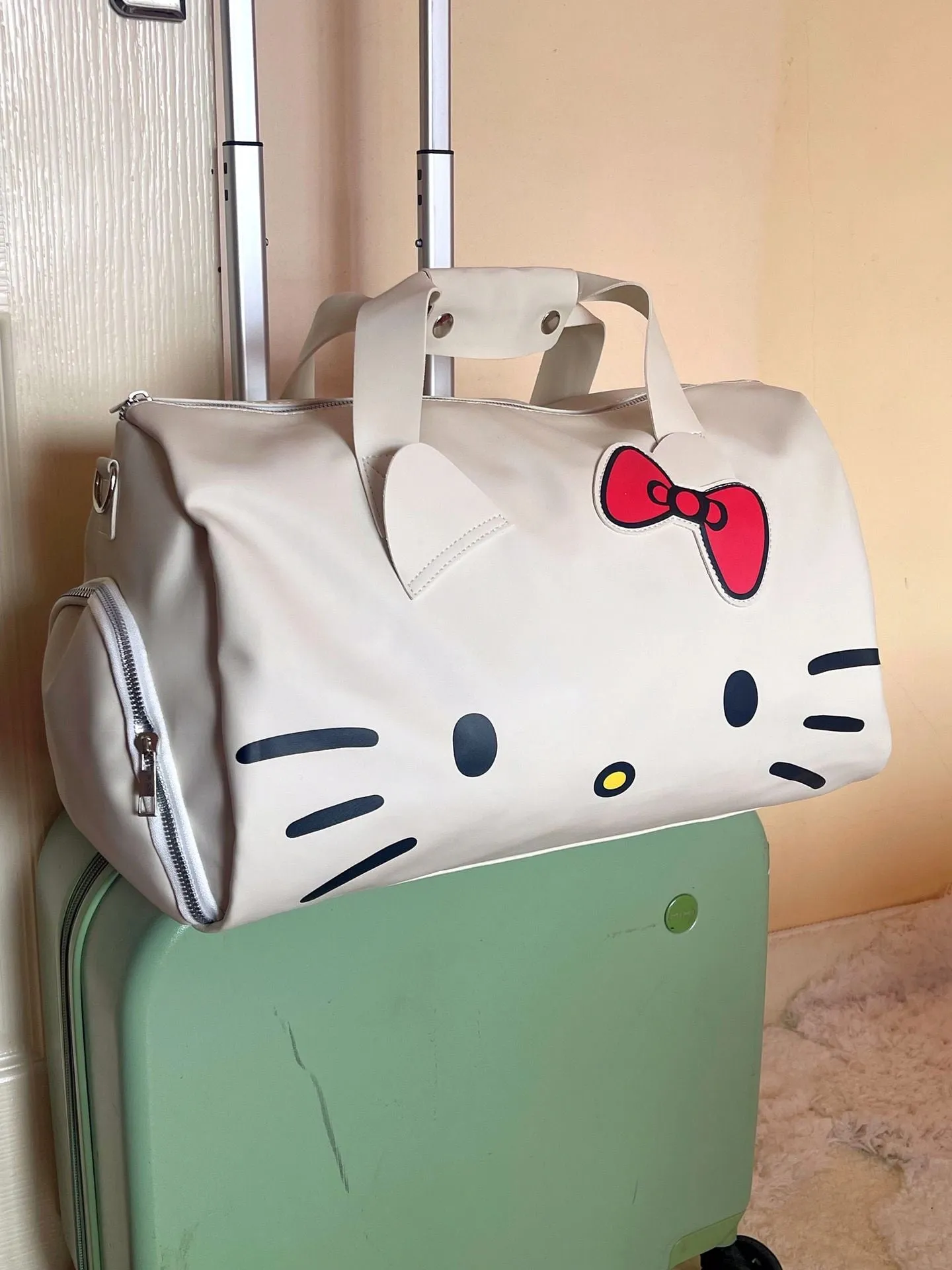 Hello Kitty Travel Duffel Bag Tote Carry on Luggage