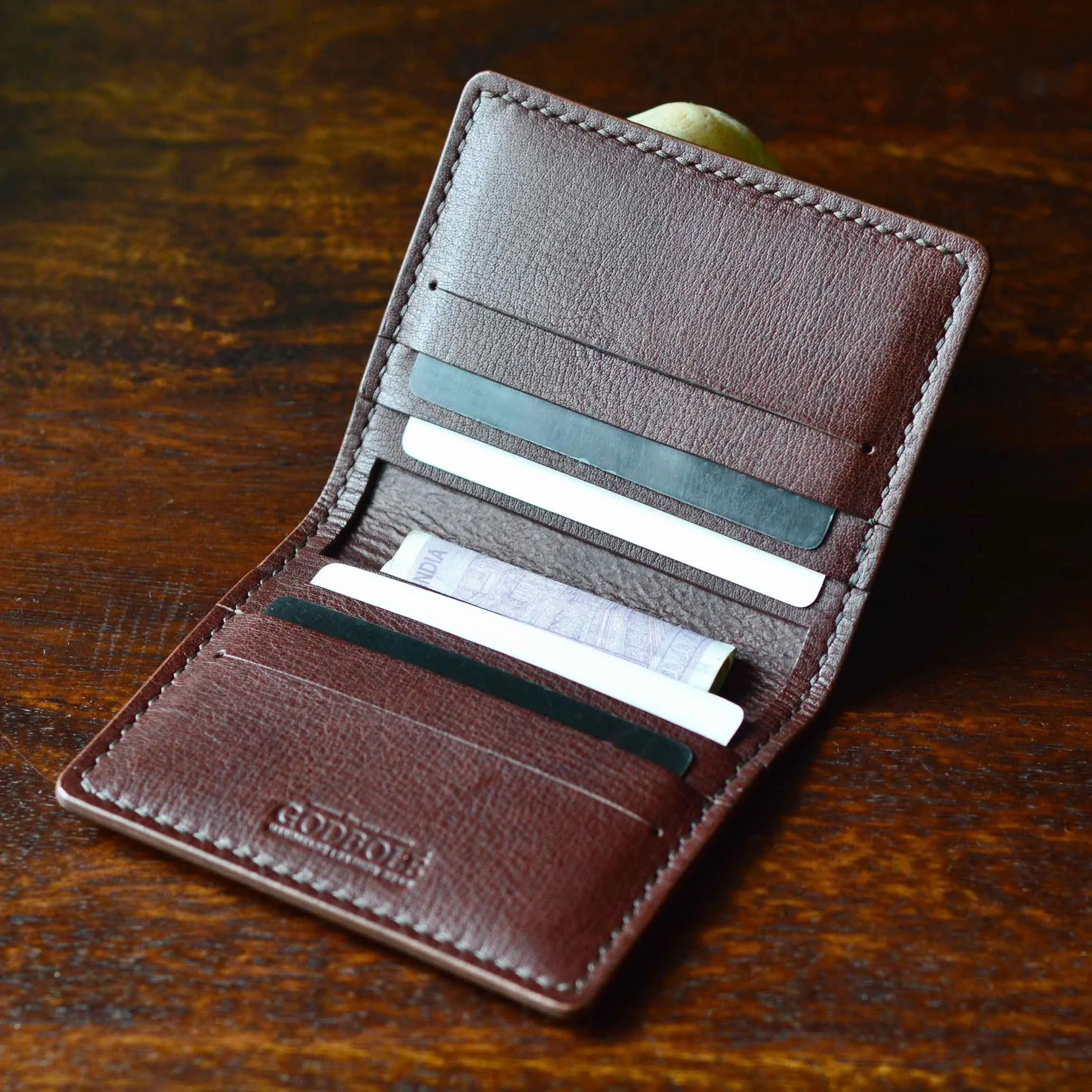 Minimal Bifold No. 1 - Textured Leather